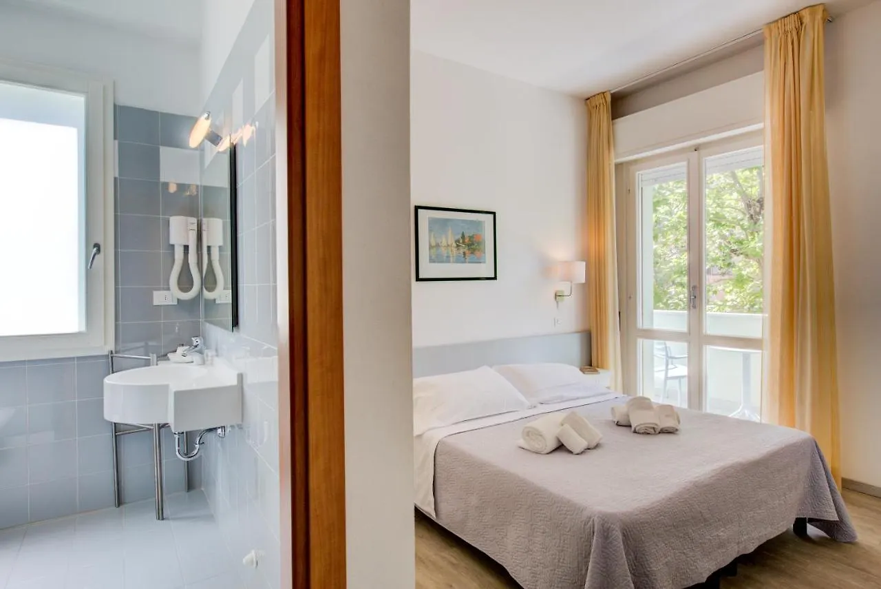 Hotel Ivano Rimini 3*,  Italien