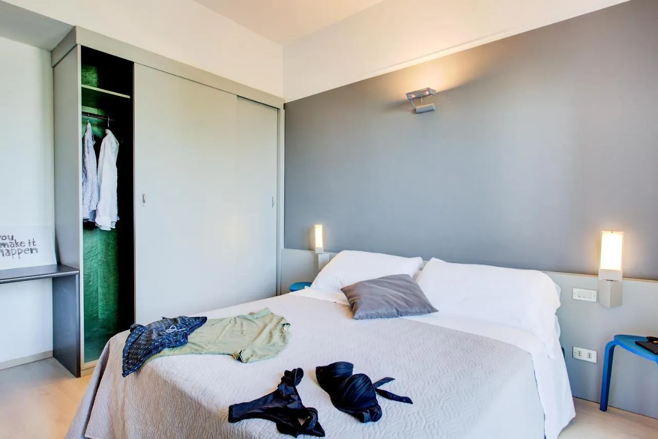 ***  Hotel Ivano Rimini Italien